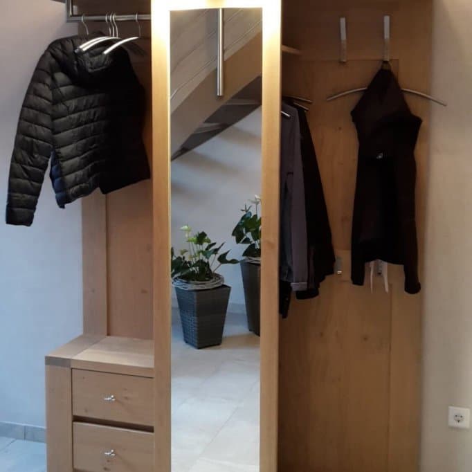 Garderobe Eiche handgefertigt