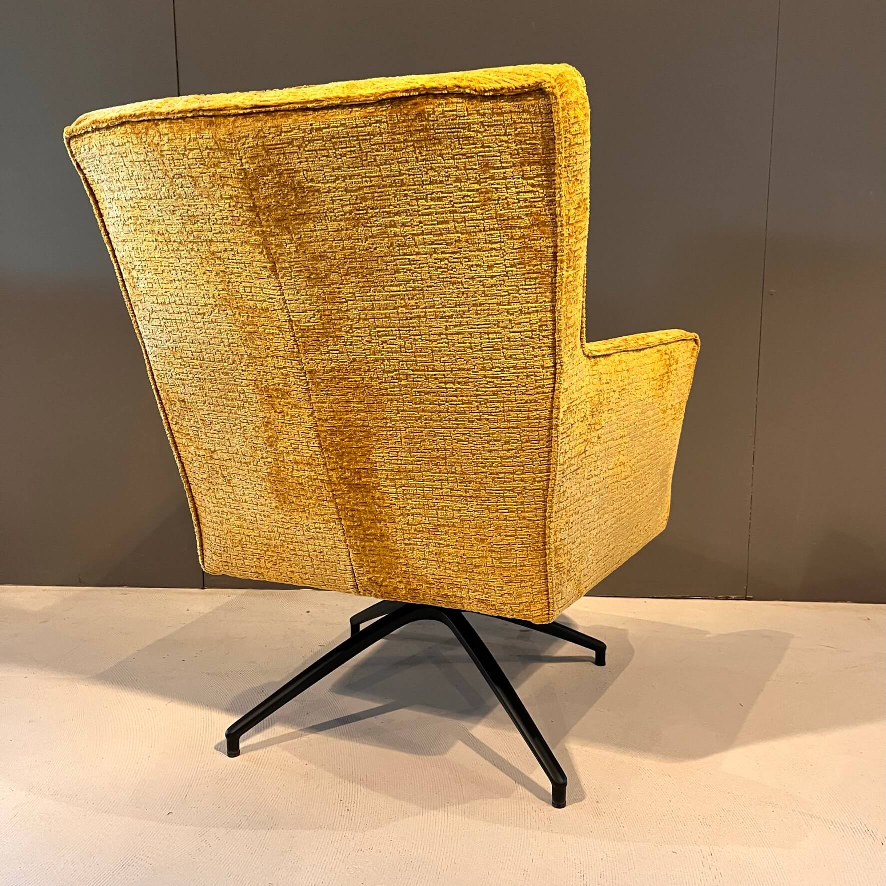 Achill draaifauteuil stof Fashion mustard