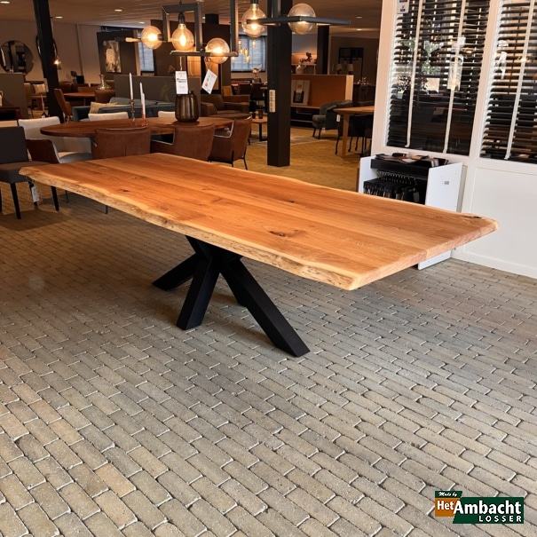 Baumstamm Eiche Esstisch / Spinnenbein 10x10