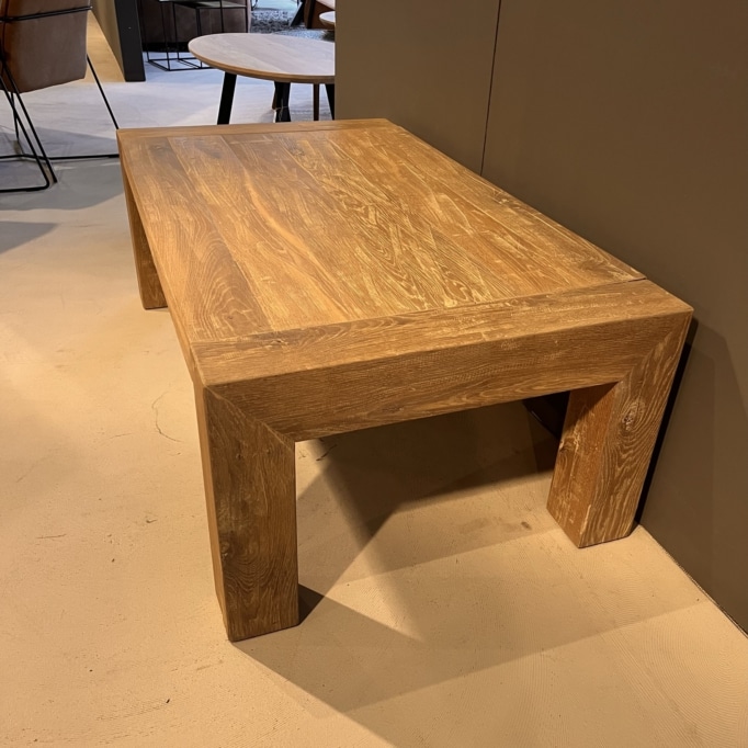 Bruut Couchtisch Eiche rustikal