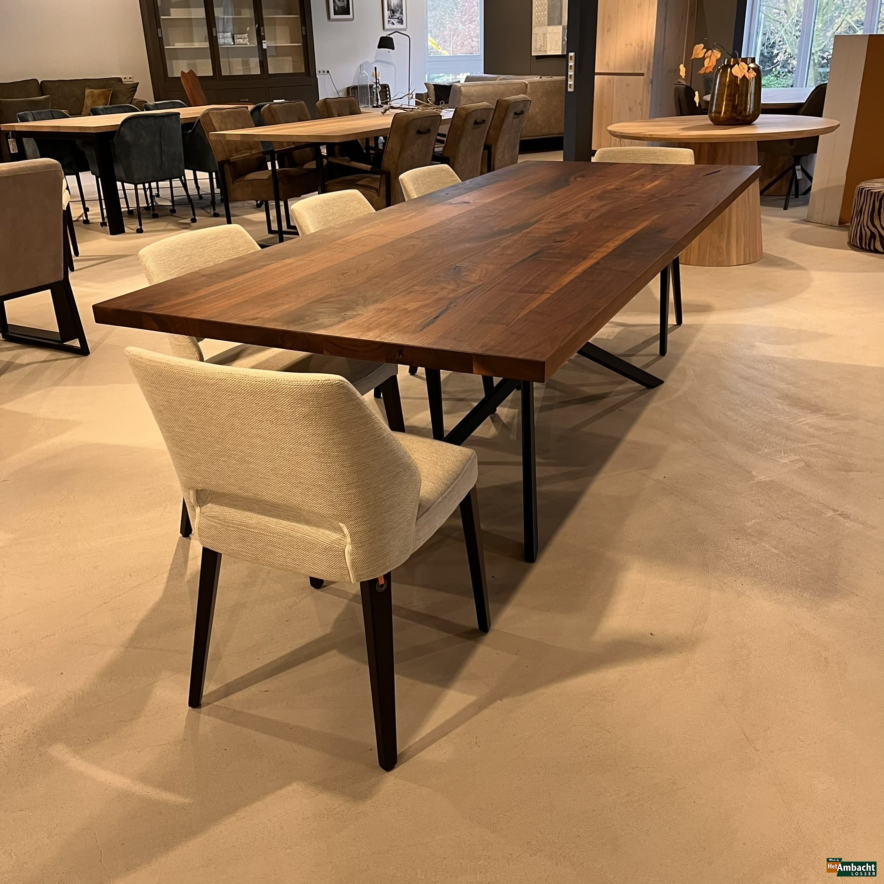 Rechthoekige noten eettafel 260×100 / Mikado poot