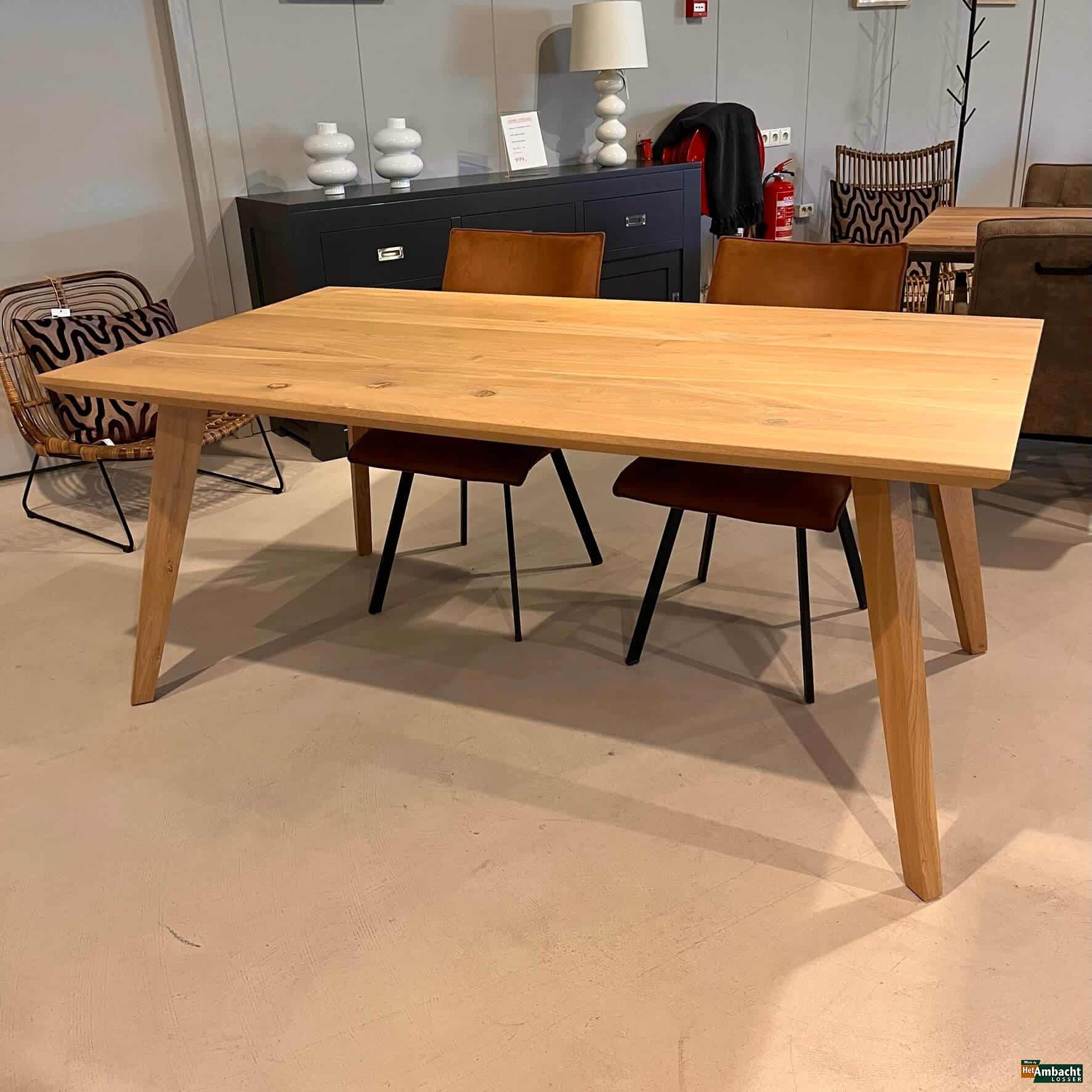 Kopenhagen eettafel 180cm
