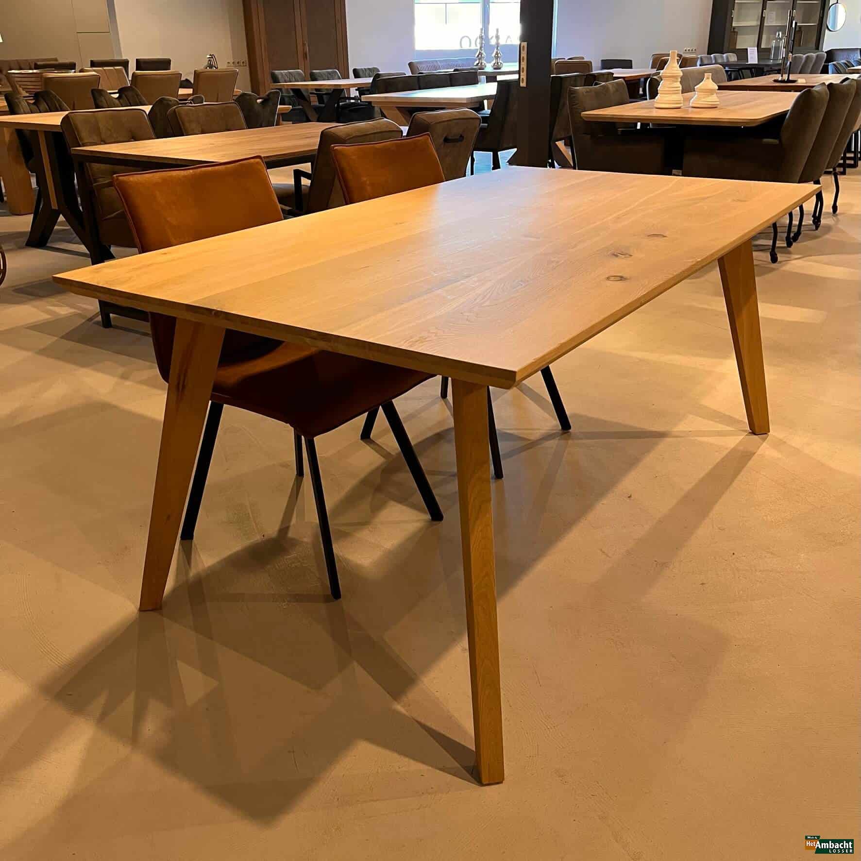 Kopenhagen eettafel 180cm