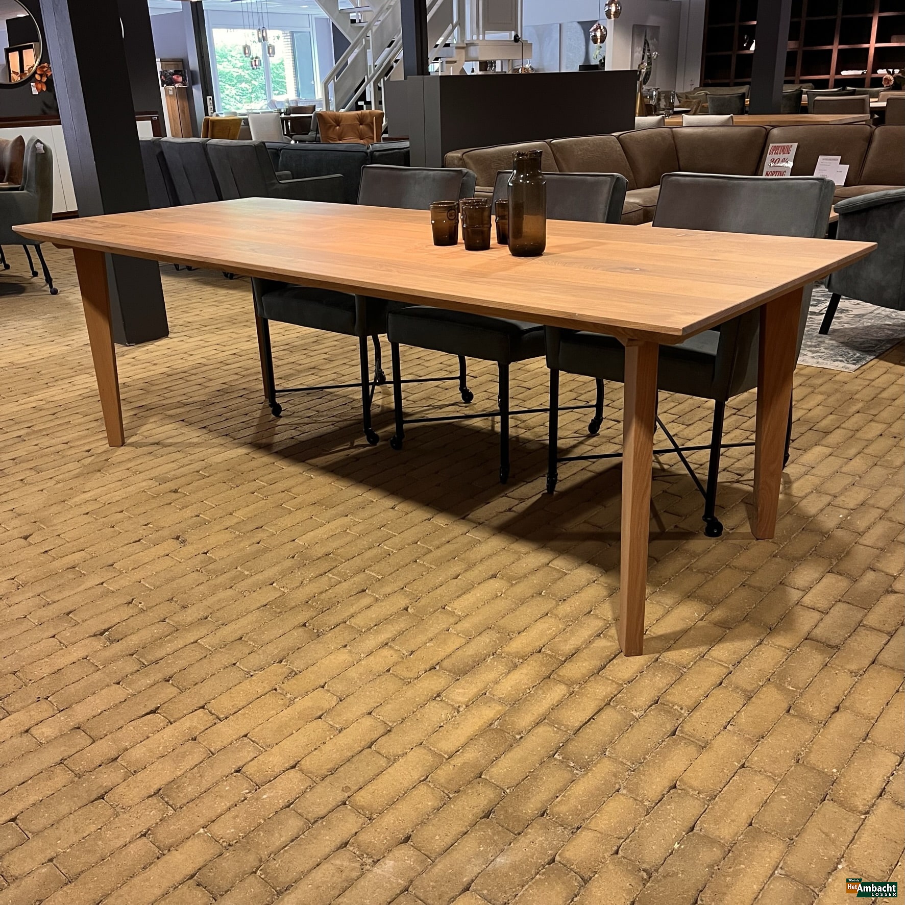 Kopenhagen eiken eettafel rechte poot