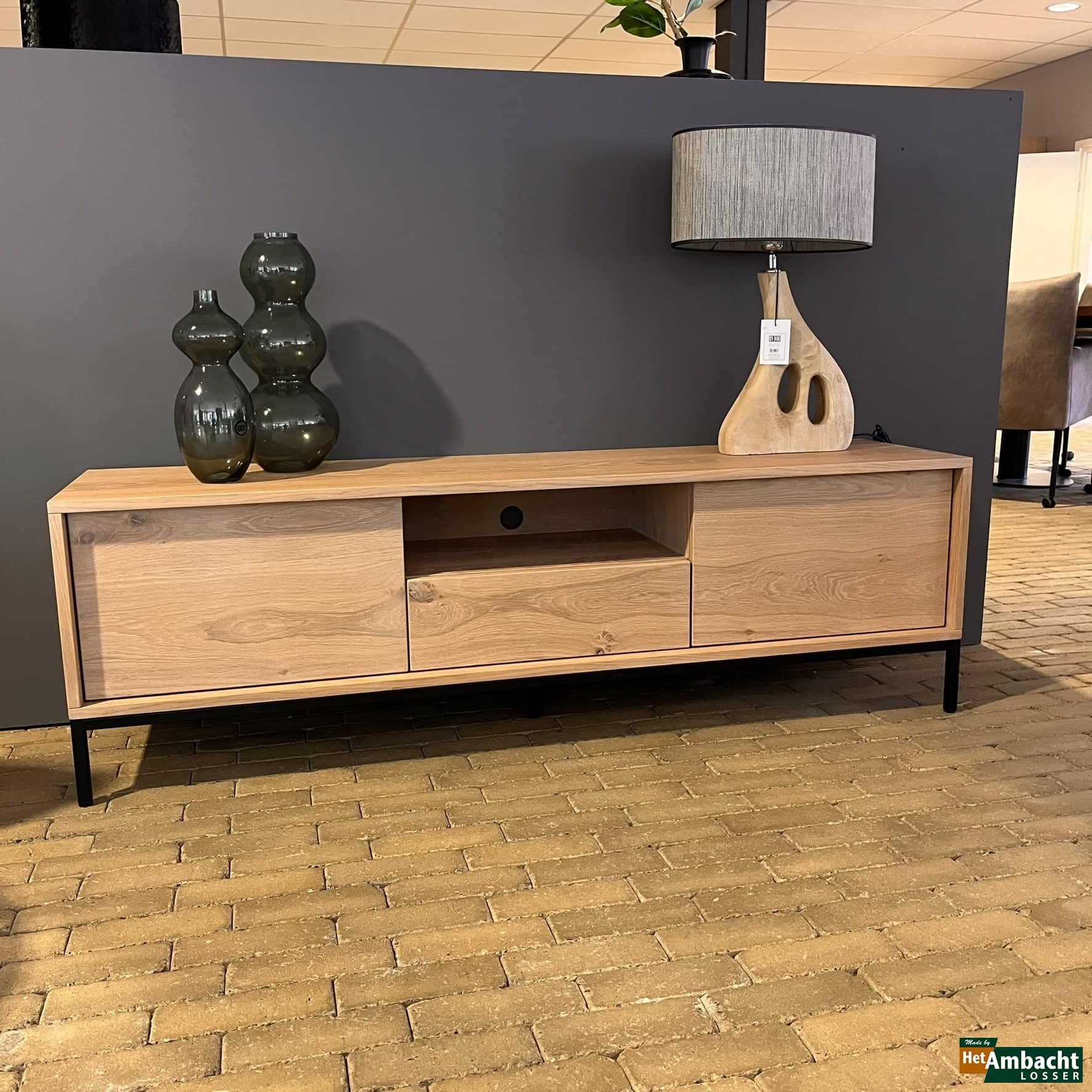 Lyon TV dressoir eiken MetalWood frame