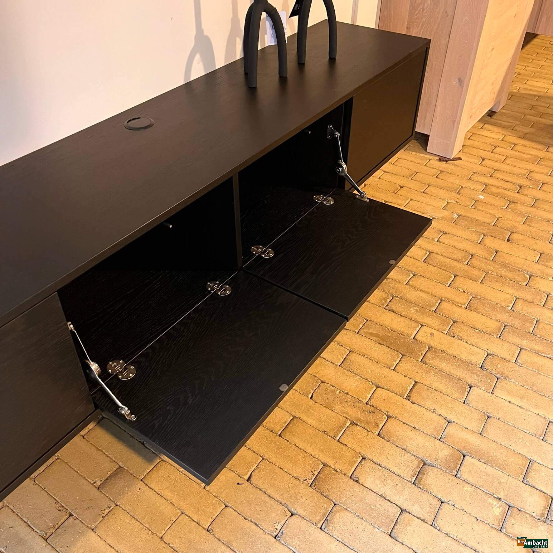Lyon vlak TV dressoir