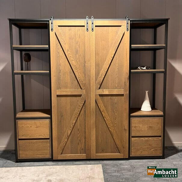 VERKAUFT!! MetalWood Schiebetürenschrank mit Barnwood-Türen