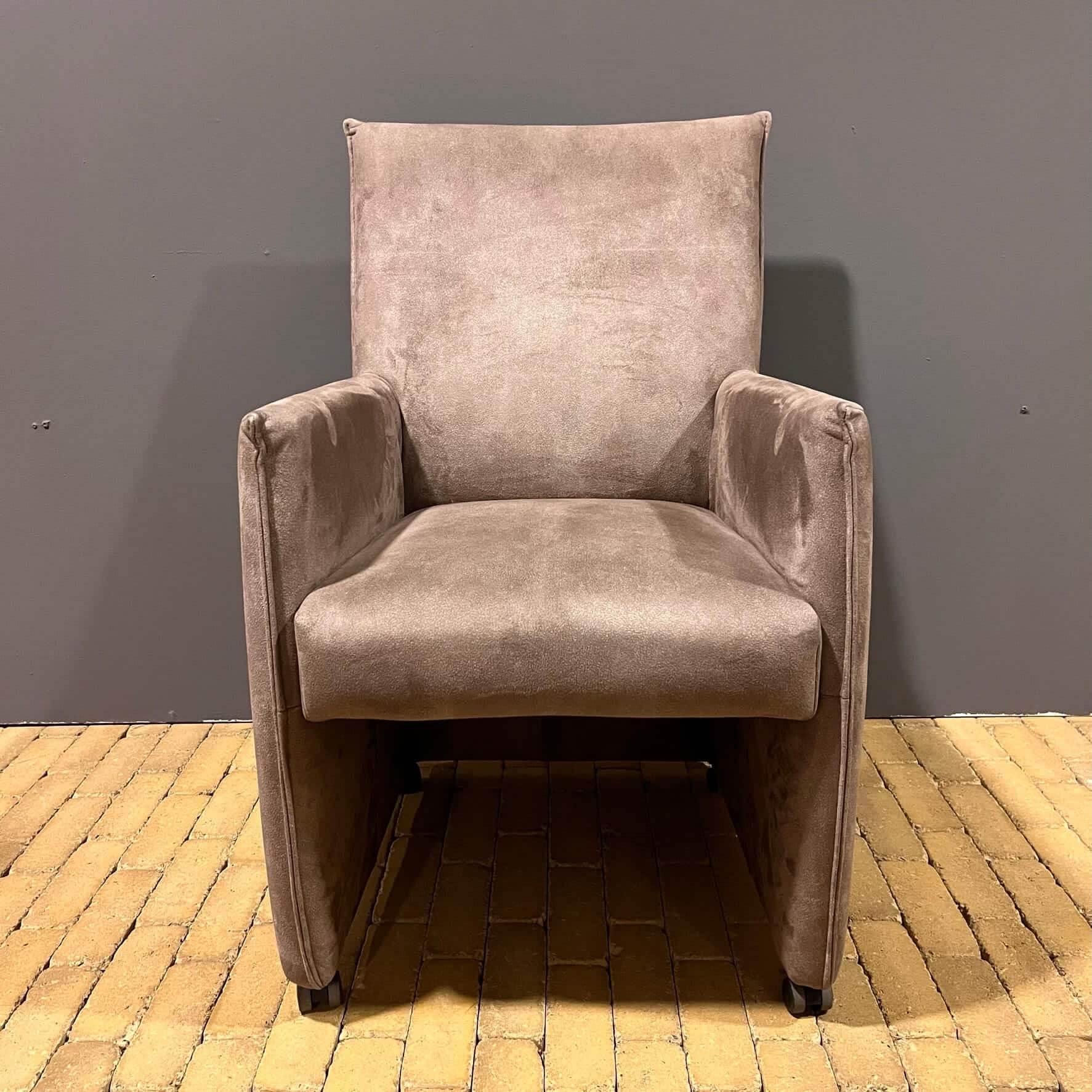 No.275 eetkamerfauteuil
