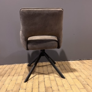 No.397 eetkamerstoel