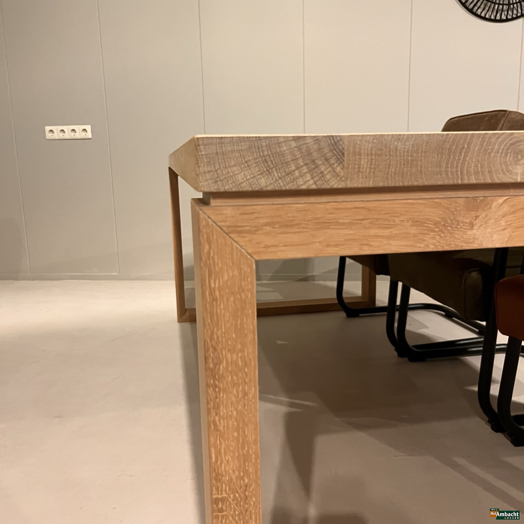 O eiken eetafel