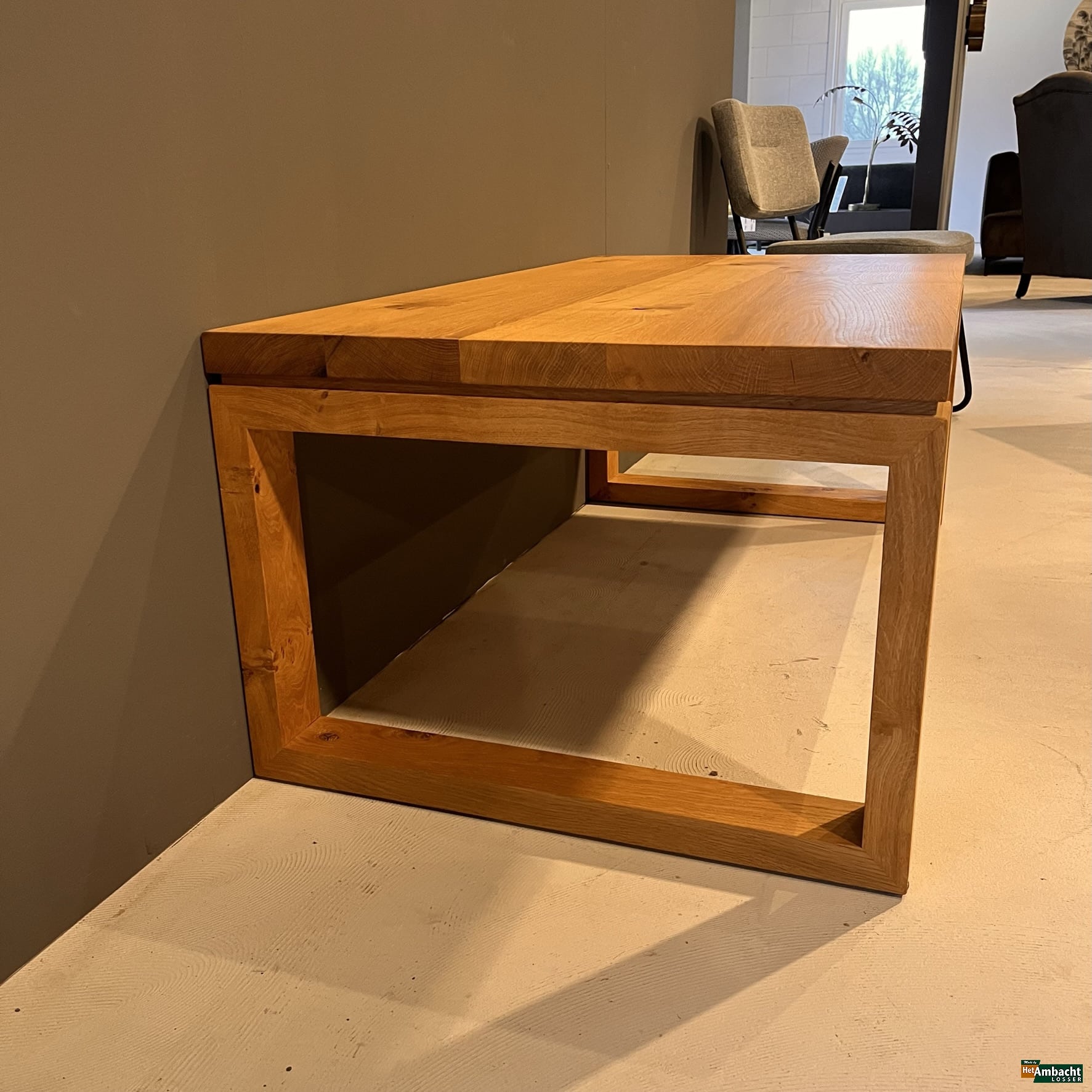 O eiken salontafel