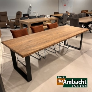 Rechthoekige eiken eettafel – Poot no. 921