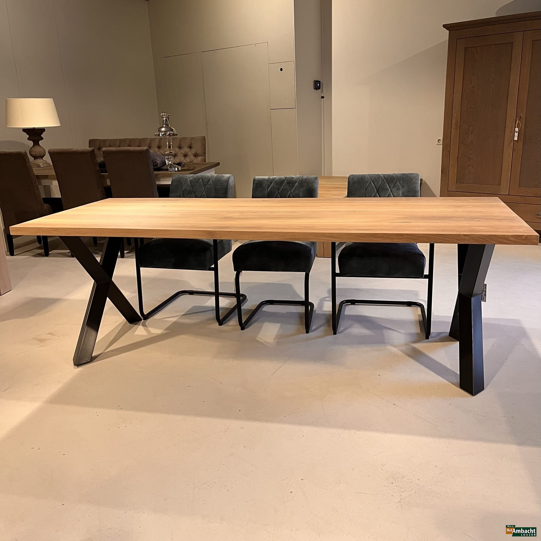 Rechthoekige eiken eettafel – Poot no. 960
