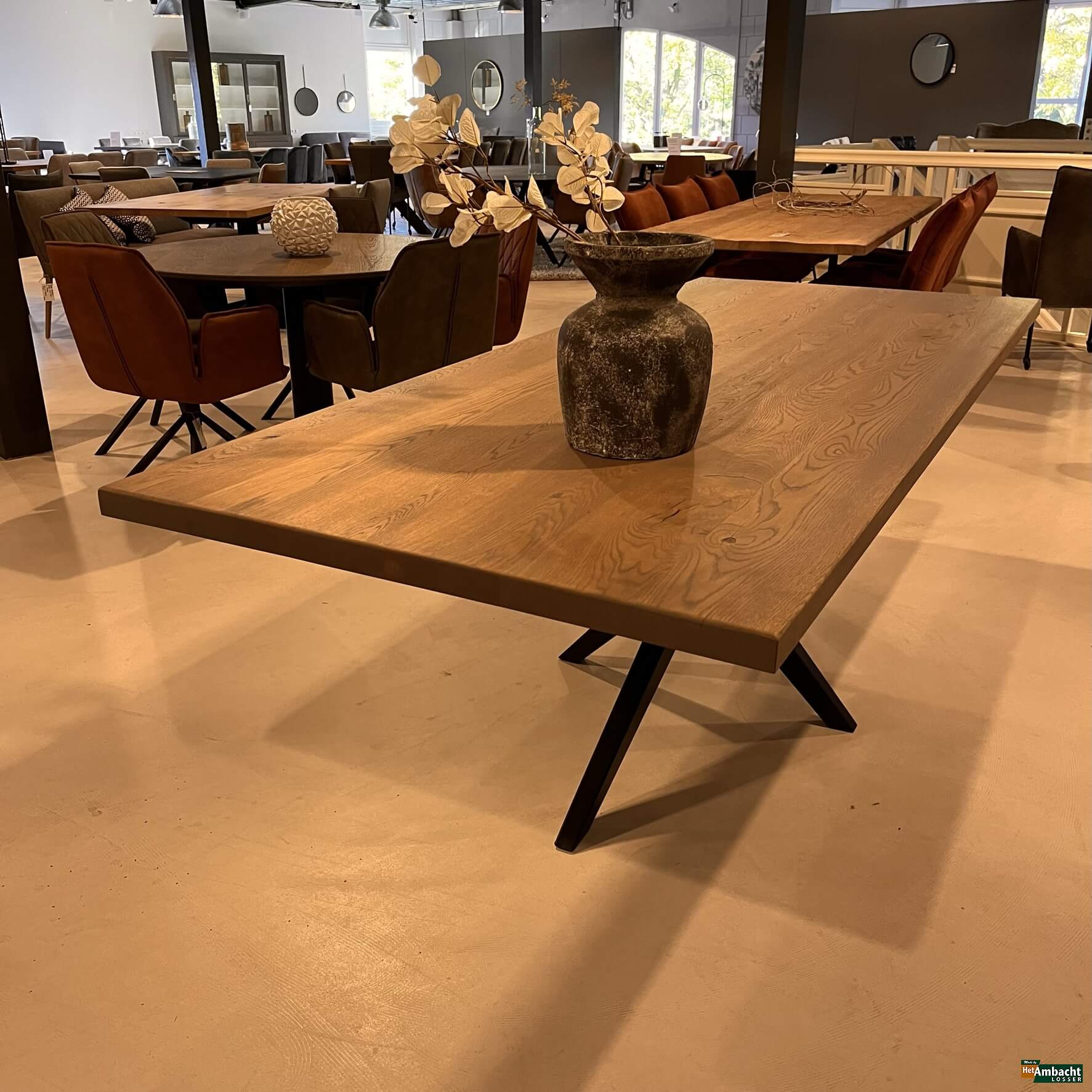 Rechthoekige eiken eettafel – Poot no.968