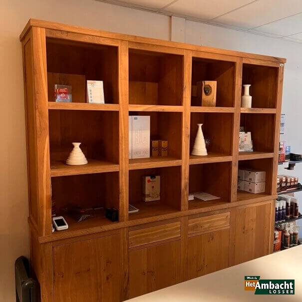 Robuust Fächerschrank Eiche rustikal