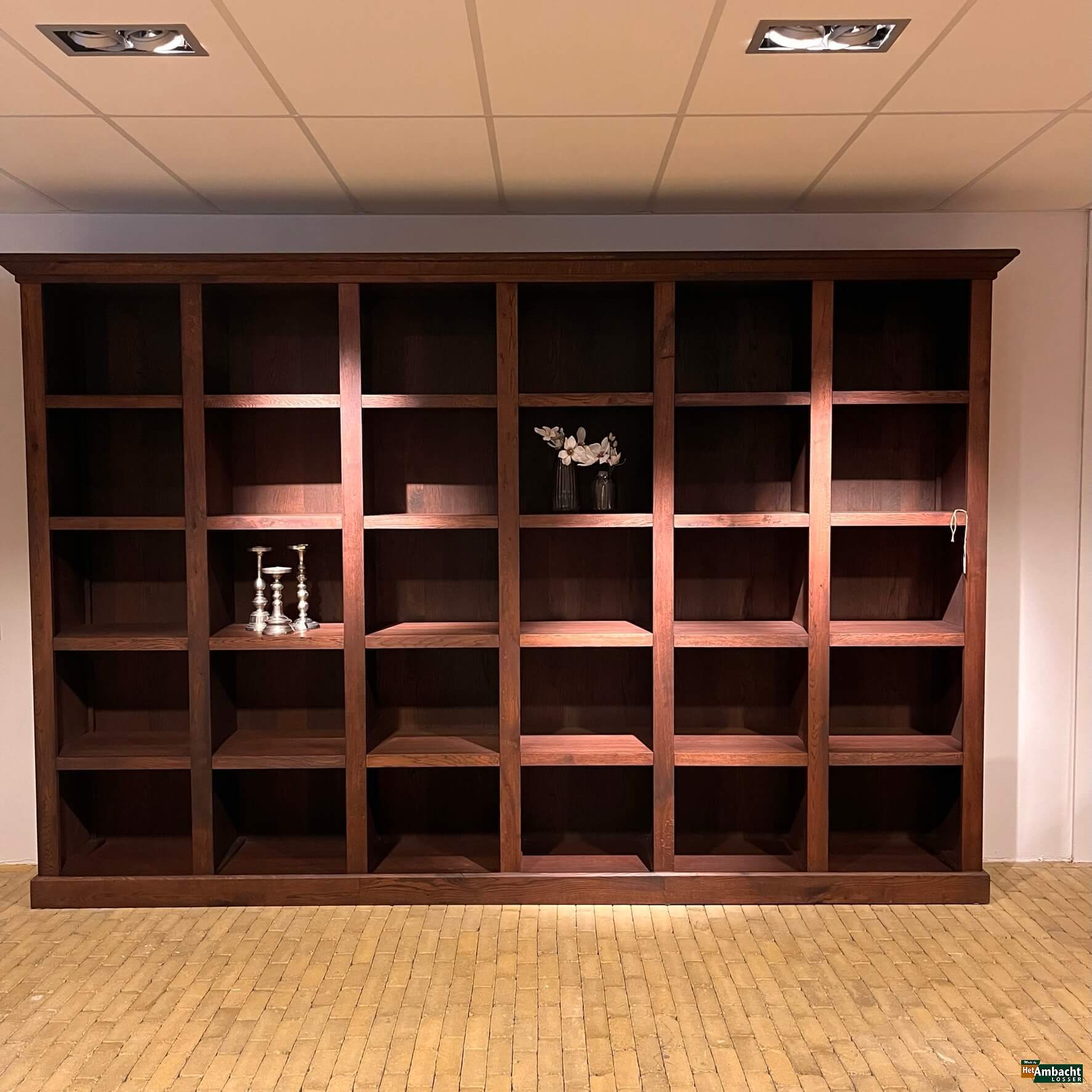 Rustiek boekenkast eiken