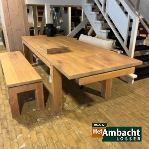 Strak eiken eettafel